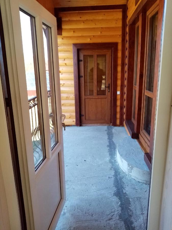 Садиба Федорчуків Гірська Хатина Sesori Kültér fotó